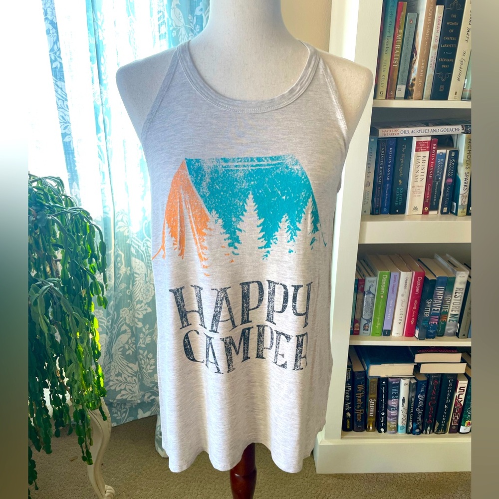 comfy outdoors Happy Camper graphic tank